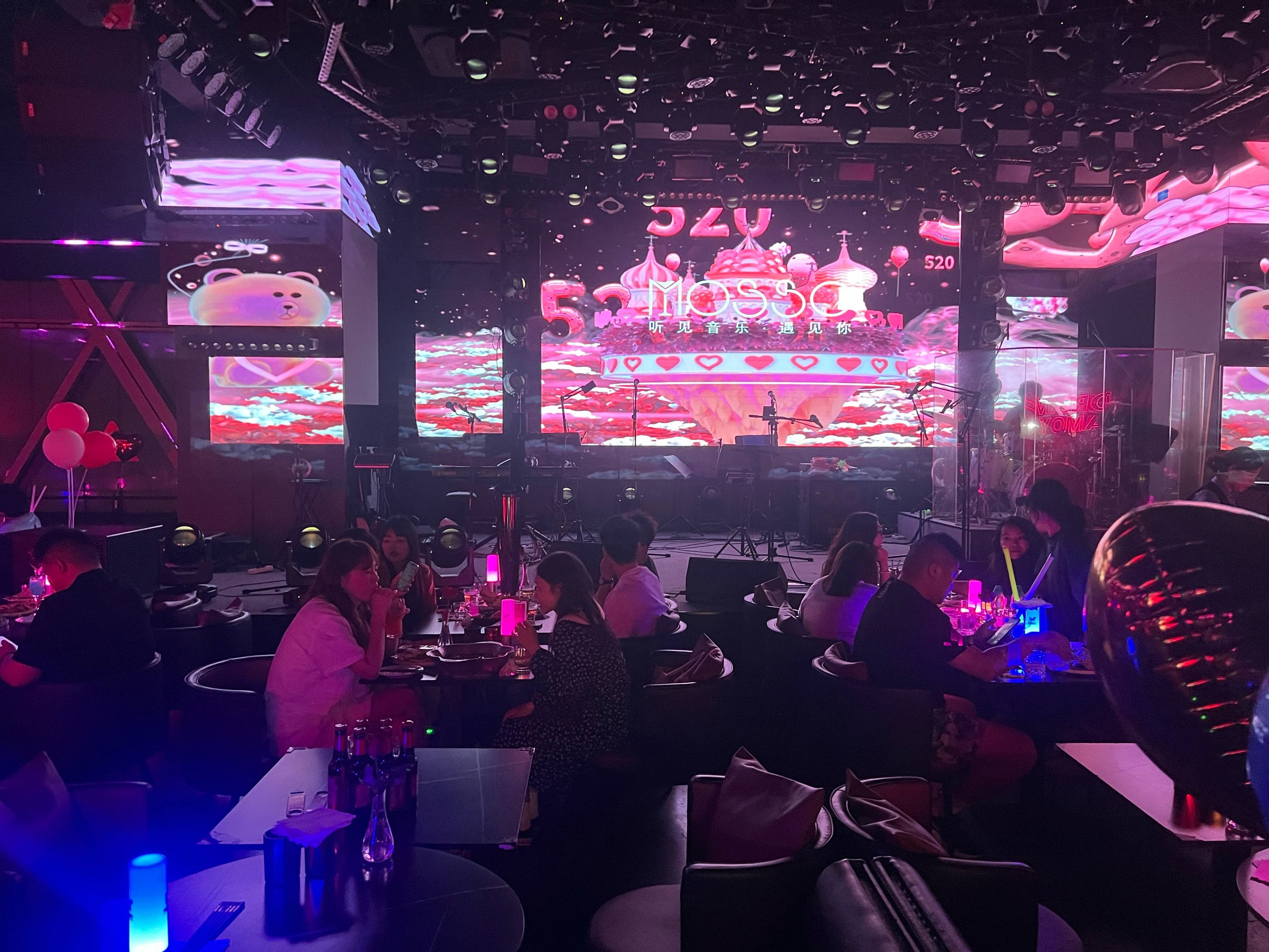 郑州商务ktv消费攻略-荥阳市ktv预订